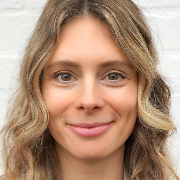 Julia Lierschaft
