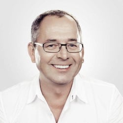 RVOLVE / Sebastian Burgold