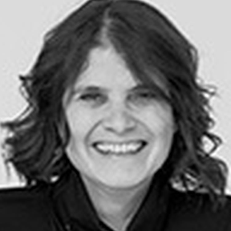Cristina Naan