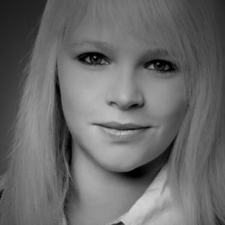 Nadine Fox
