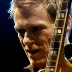 Bryan Adams
