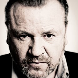 Ray Winstone