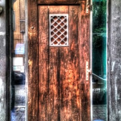 Door 32
