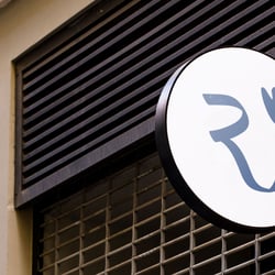 Logo Trauerredner Roland Jeche