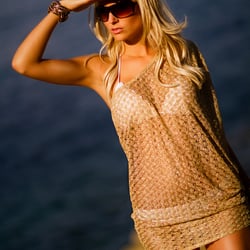 the golden fleece (Dominique – Playmate 03/2011)