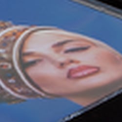 King Lori – Albumbox Inhalt