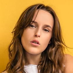 Paula