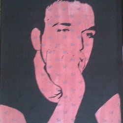 portraitmalerei auf tapete in acryl und mit lackstiften