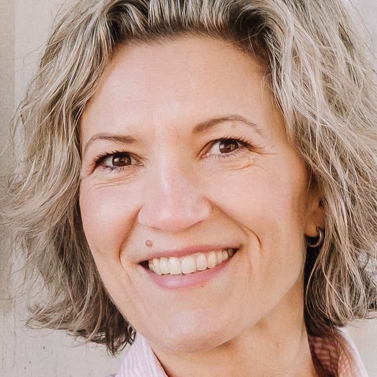 Mandy Straub