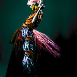 Uran, Photo: Schenk, Styling – Magdalena Handerek