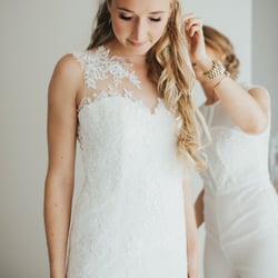getting ready, wedding day