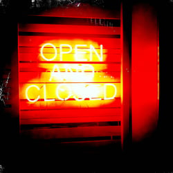 open and closed © Judith von Ortenberg