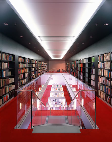 Interior 02