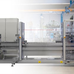 Verpackungsmaschine in Fertigungshalle