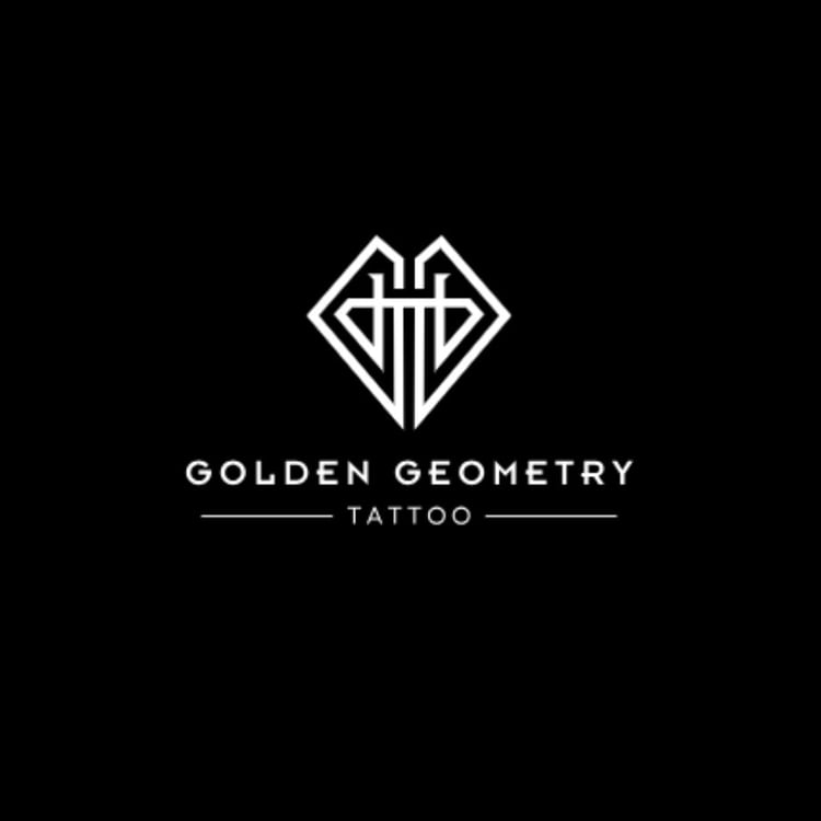 Golden Geometry Tattoo Stuttgart