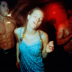 In der Hitze des Tanzclubs „Tresor“ – Loveparade 1999
