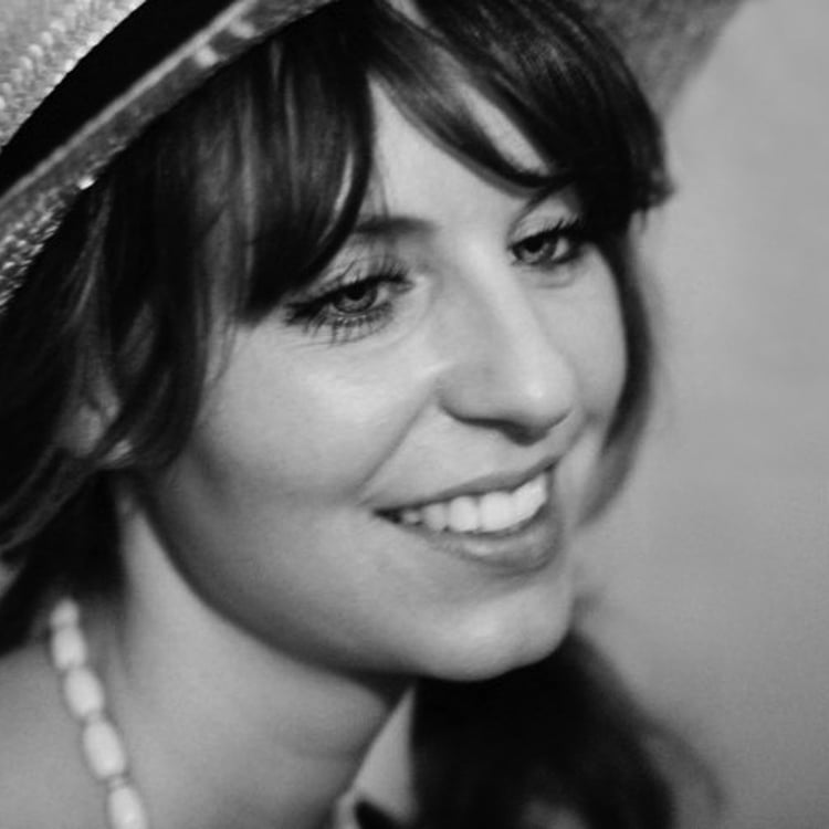 Yvonne Maria Wallraff