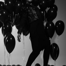 99 Black balloons