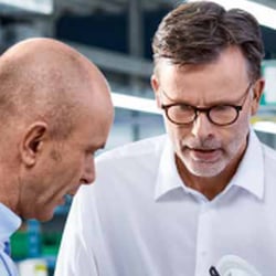 SusanneWitt ValéryKloubert ViagaThemenbroschüre3 2022