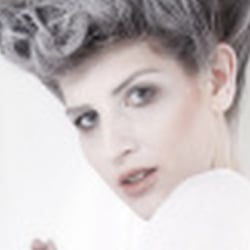 Fotograf : CJ Photography