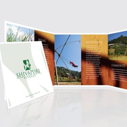 Flyer quadratisch 2er Wickelfalz