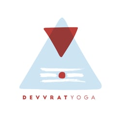Logo-Entwicklung für die Yoga-Schule Devvrat Yoga – Indien