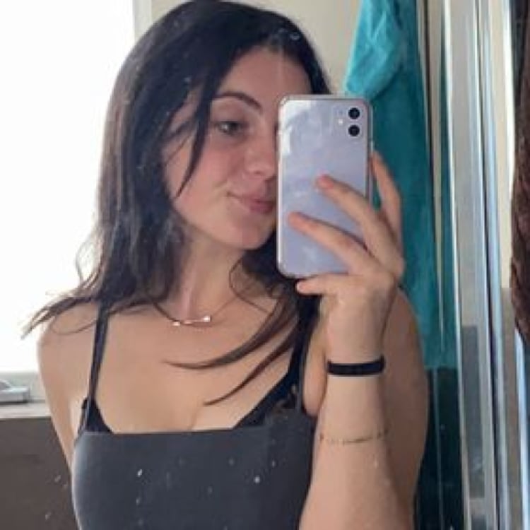 Aleni James