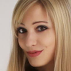 Ganzkörperfoto Julia Pfeiffer klein