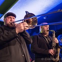 Dr. Ring Ding & Ska Vaganza live im Bi Nuu.
