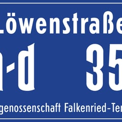 Hausnummernschild für den Eingag einer Seitengasse