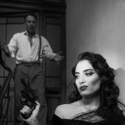 Film noir – Storytelling, „Never Trust A Beautiful Woman“