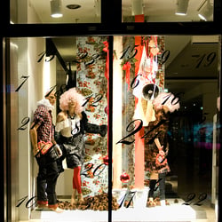 schaufenster weihnachten | elsass | in den galeries lafayette