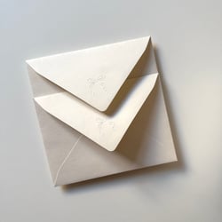 Geprägte Briefumschläge Schleife