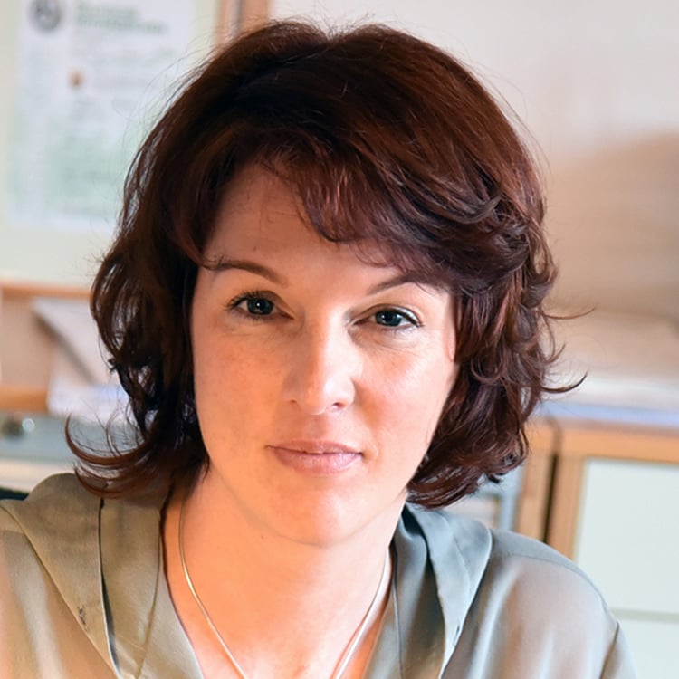 Yvonne Blümel