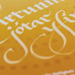 Kalligraphie für Grußkarte Heilraumpraxis