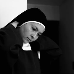 „Caught in reflection“, Kontemplatives Kloster in Chile