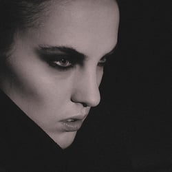 eva KNIVE