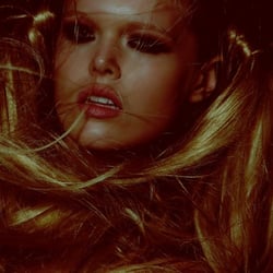 Simply Red By TOMAAS