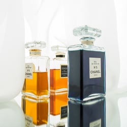 aus „Parfums“