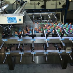 SmartLabels: Beschrifung Flaschen-Zulauf Packmaschine