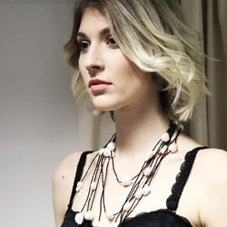 Haare und Make-up