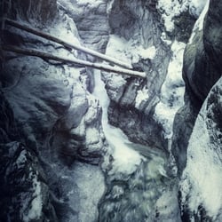 :: cold abyss