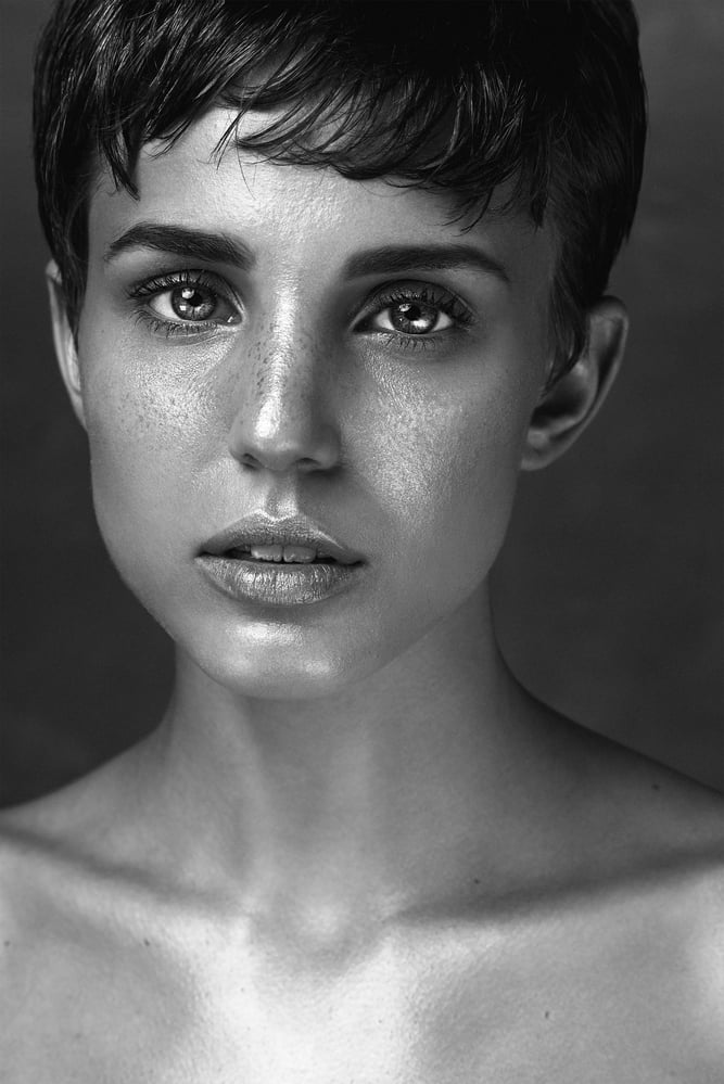 DELFINA