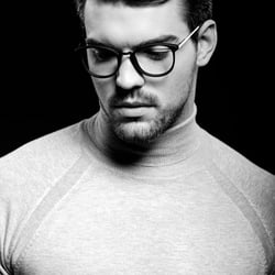 Male model2