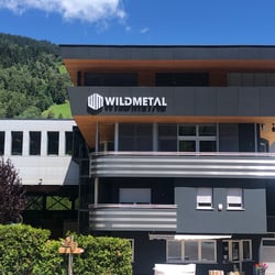 Beschilderung Bürogebäude