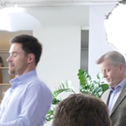 Jeh größer das Team, desto größer der Preis, desto besser ist aber auch Filmqualität