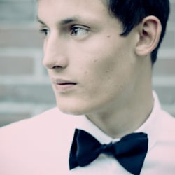 bow tie