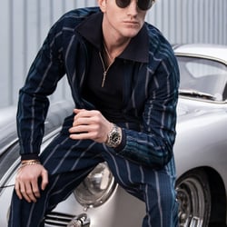 Luca Caspari with Sunglasses and a Porsche 1600