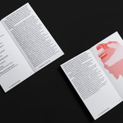 Ausstellungskatalog: Last notes before entering the building