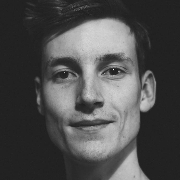 Niklas Grom